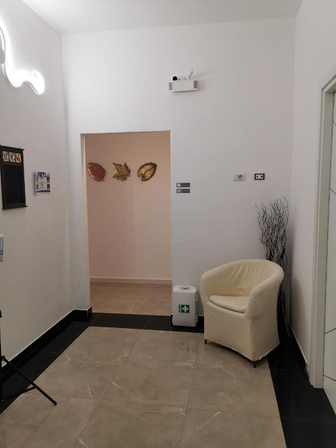 Entos Suite 卡利亚里 外观 照片