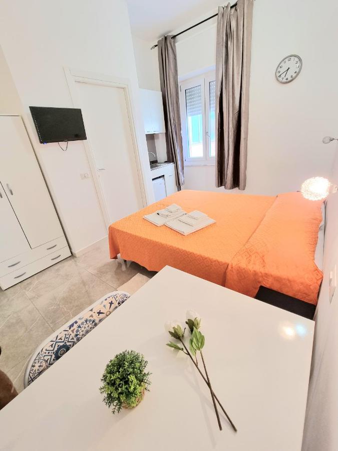 Entos Suite 卡利亚里 外观 照片